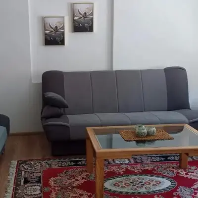 Rose Apartment