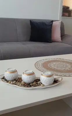 three bowls on a tray on a coffee table at MLK Diamond Apartments in Starčevica
