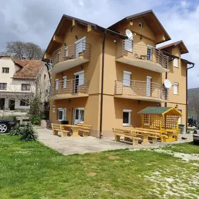 Apartmani Šćit