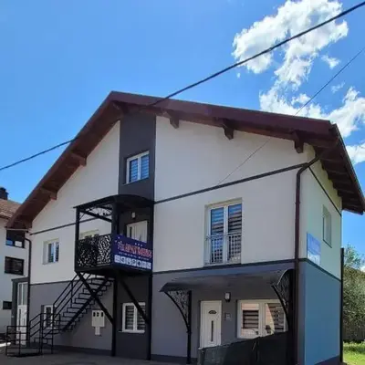 Oz Lux Apartments