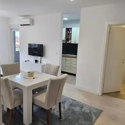 Apartman Aura