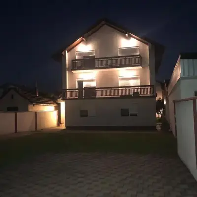 Ema's apartments