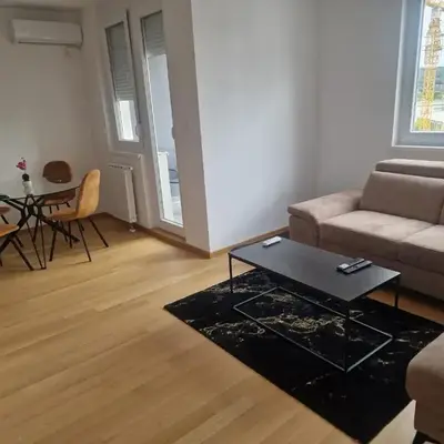 Apartman Giro