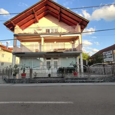 Prenoćiste Borik