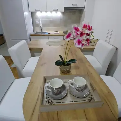 KEJ LUX Apartman