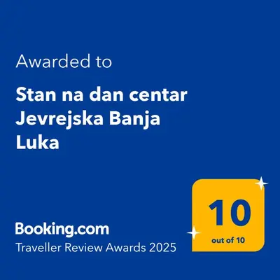 a yellow sign with the wordsamedamed to star ma clan central levezbia at Stan na dan centar Jevrejska Banja Luka in Banja Luka