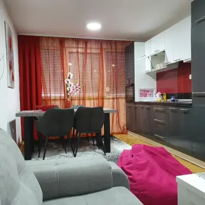 Apartment Ema with garage
