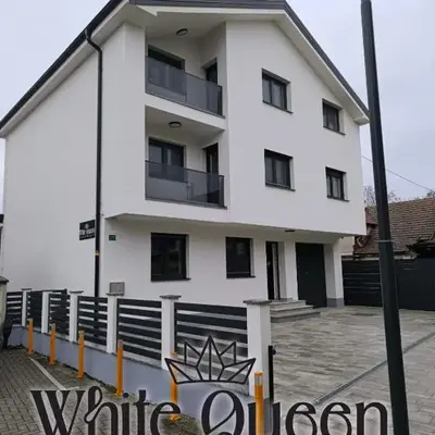 White Queen Apartments 1