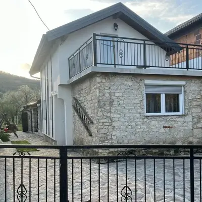 Stone House Ripac