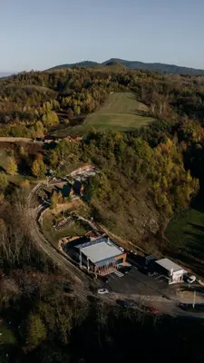 an overhead view of a building and a golf course at Kraljičini konaci in Doboj