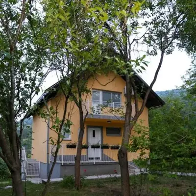 Vikendica Sara