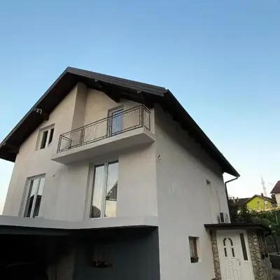 Anes House
