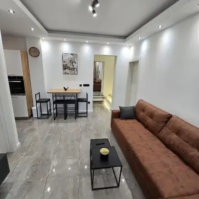 Suite M