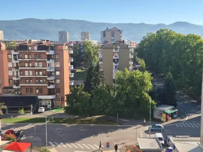 an overhead view of a city with buildings and a street at Apartman Belvedere Lux, Doboj in Doboj