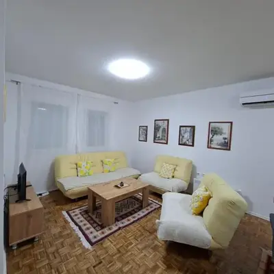 Apartmani E&A Jasmina Okanović