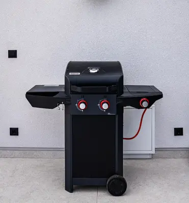 a black bbq grill sitting in a room at Villa Gaia Novi Grad