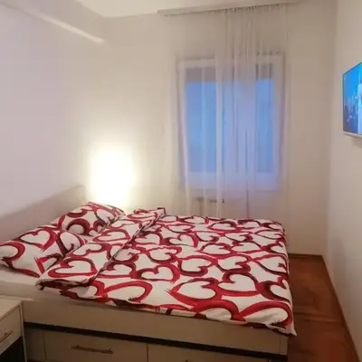 Apartman 44