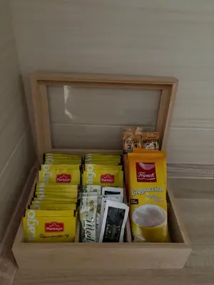 a drawer full of food in a room at Hogar Cálido in Banja Luka