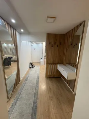 an empty room with a desk and a mirror at Stan na dan Jelah in Jelah