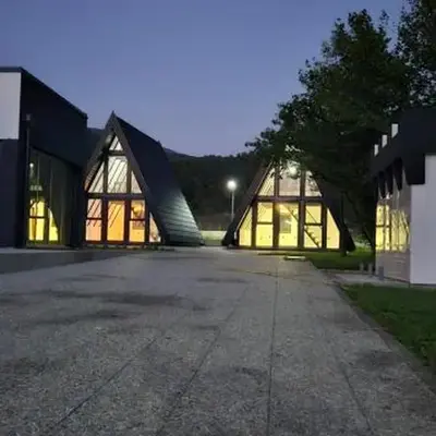 Golden Spa A-Frame 2