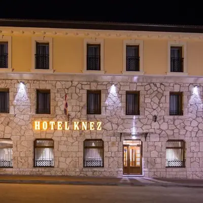 Hotel Knez