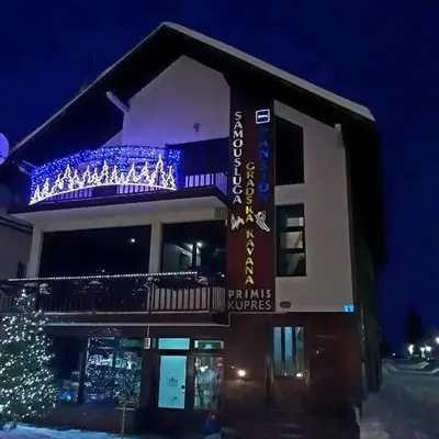 Gradska Kavana Guest House