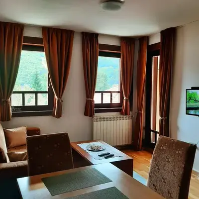Relax Apartman sa garažom