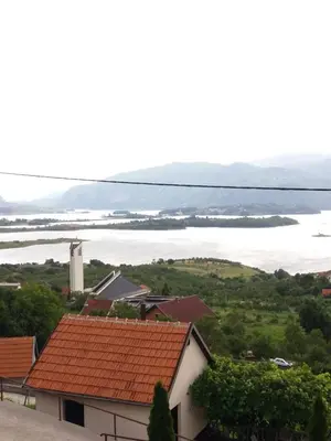 a view of the water from a house at Kuca za odmor Sarcevic in Prozor