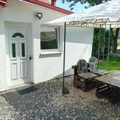 Ravne Apartman