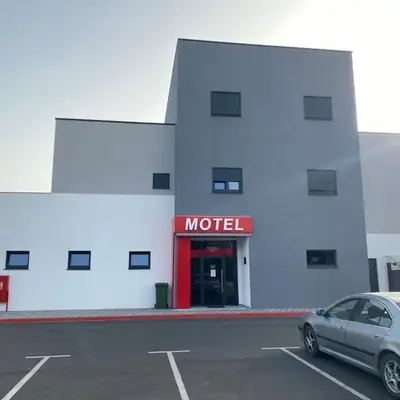 Belamionix motel