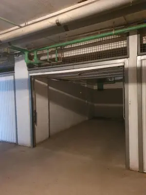 an empty hallway in a building with an empty floor at Apartman Basic Doboj in Doboj