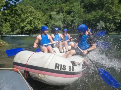 a group of people in a raft on a river at Vikendica, Bazen, Šedrvan, Rafting na Uni, Quad in Bihać