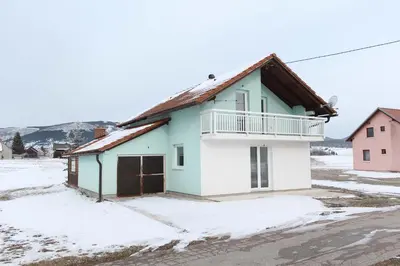 Gallery image of Vikend kuća Oskar in Kupres
