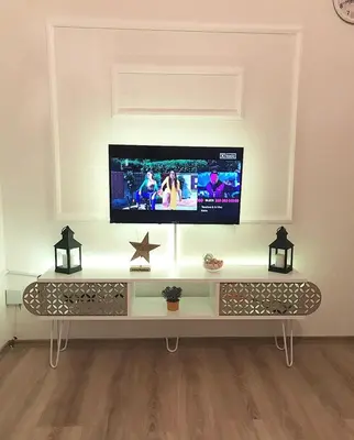 a living room with a tv on a table at Apartman Dunja II in Prijedor