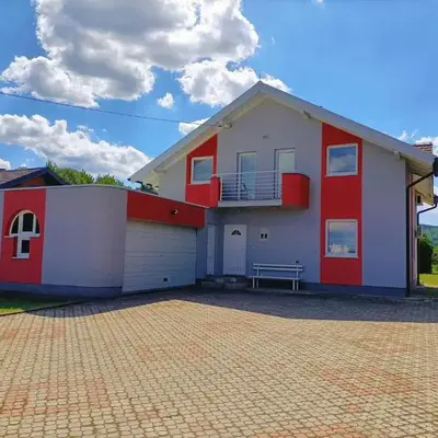 Haus mit großen Garten