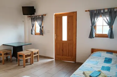 Gallery image of Laguna Club Lake Resort in Donji Žabar
